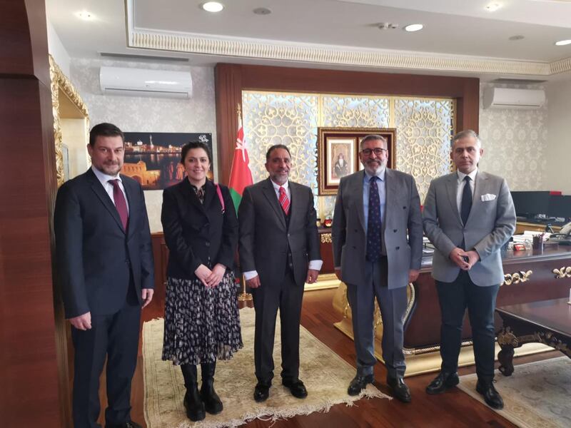 شركة تركية ستستثمر في صحار والدقم وصلالة