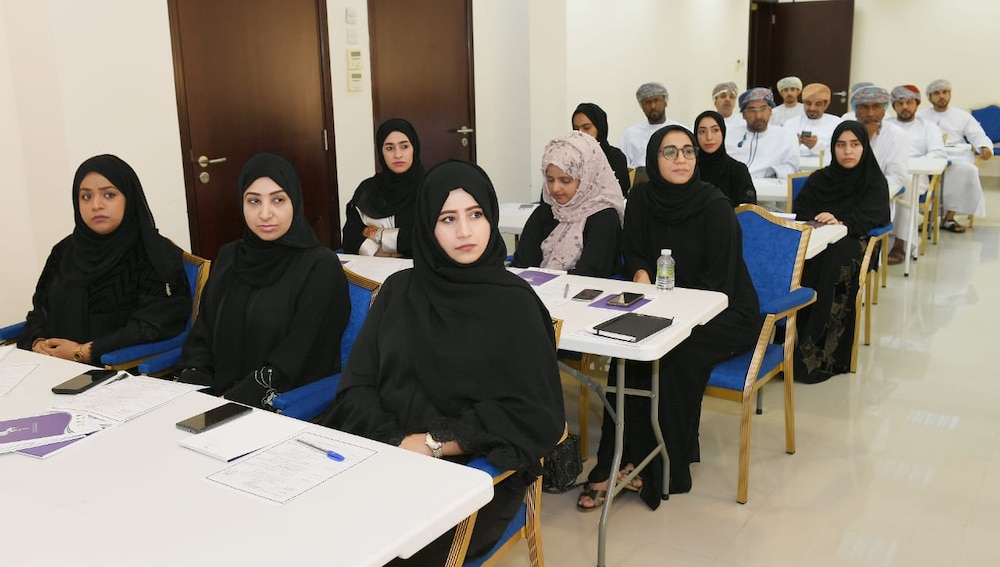 تدريب صحفيين عمانيين على ” صحافة الموبايل “