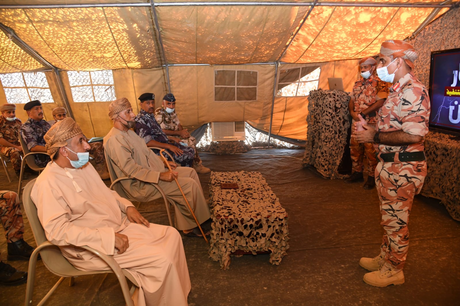 سمو السيد شهاب يزور المناطق المتضررة بشاهين