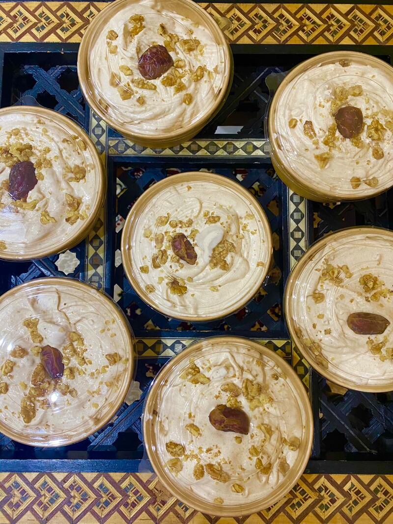 “التاجرة الصغيرة” تحلم بأن يتذوّق مُنتجاتها كل عُماني