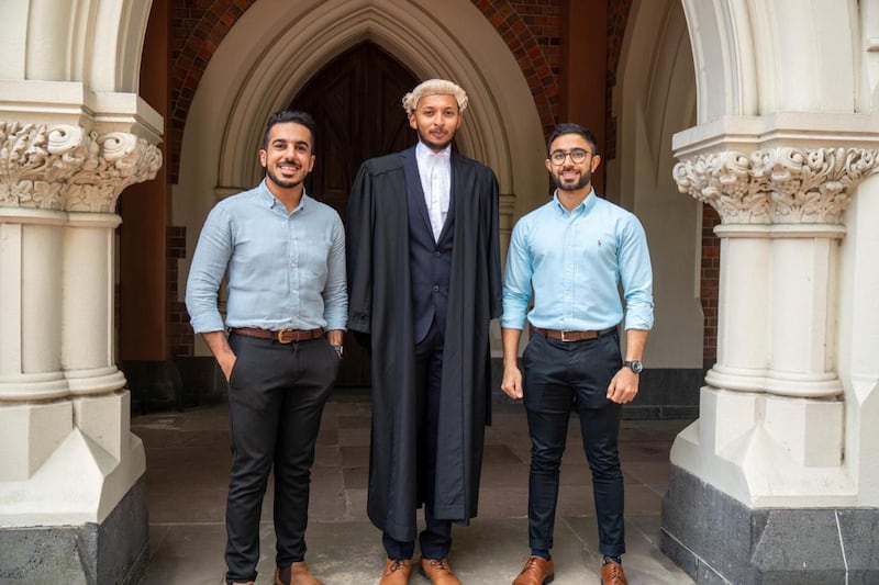 عُماني يُعتمَد محاميًا في المحكمة العليا النيوزلندية