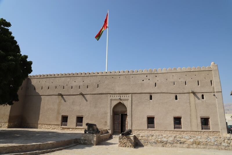 أتريد زيارة مواقع تاريخية وأثرية عُمانية: إليكم أبرز التي رُمِّمت
