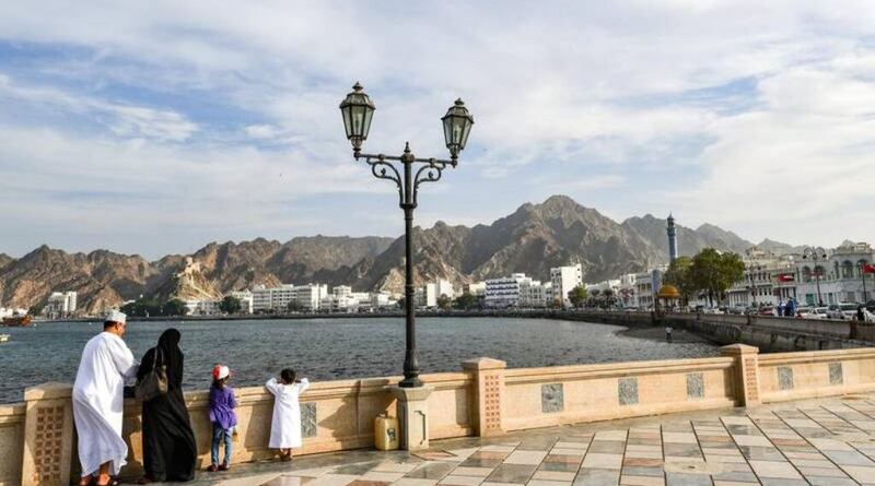 بمعادلة رياضية عن موظف تقاعد وراتبه 1200 ريال: قراءة لـ “أثير” في قانون الحماية الاجتماعية