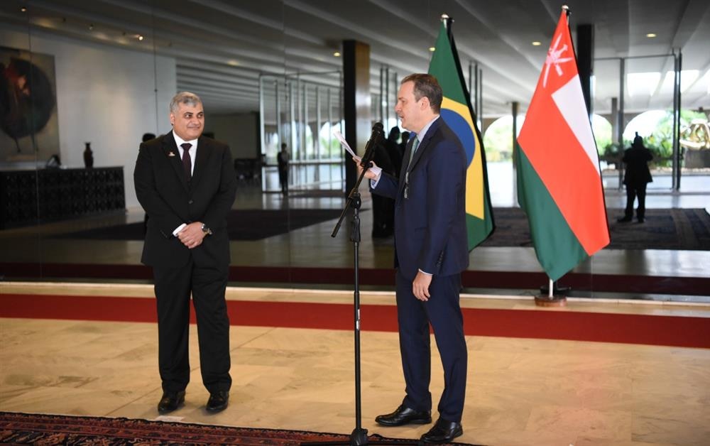 الرئيس البرازيلي يمنح سفيرنا أرفع وسام