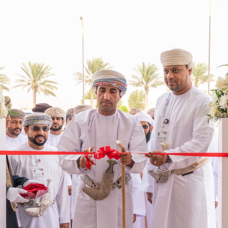 كأول من يقدم خدمات الصيرفة الإسلامية في الوسطى: ميثاق للصيرفة الإسلامية يحتفل رسميًا بافتتاح فرع جديد في الدقم