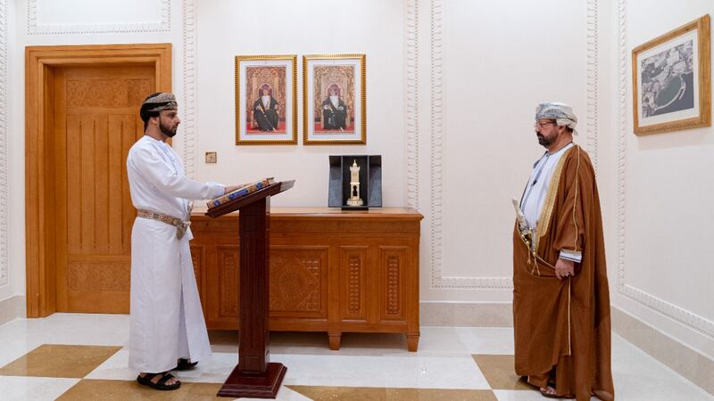 بالصور: كتّاب عدل يؤدون اليمين القانونية أمام رئيس المحكمة العليا