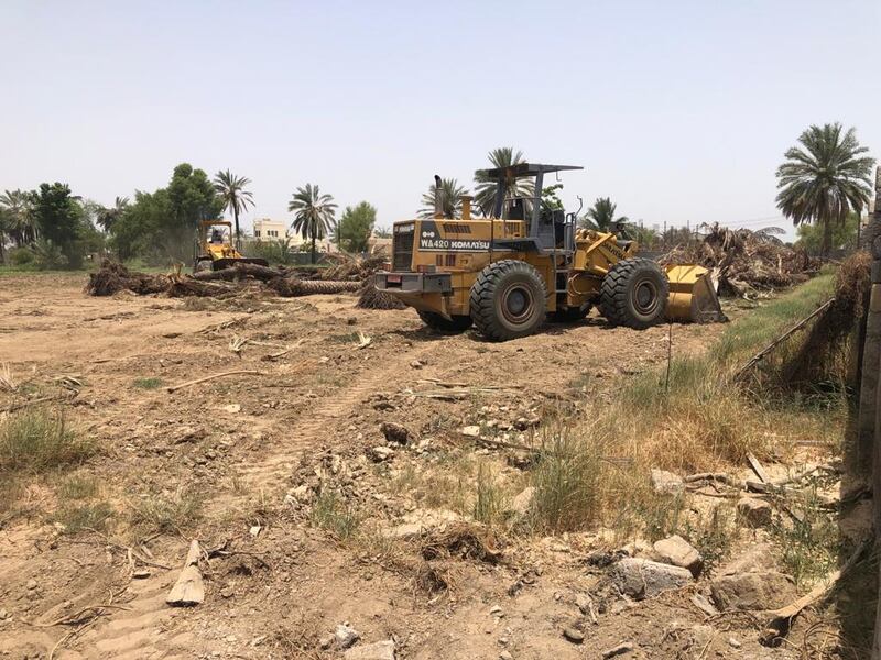 جهود متواصلة لإزالة مخلفات الحالة الجوية من 1578 مزرعة في شمال الباطنة