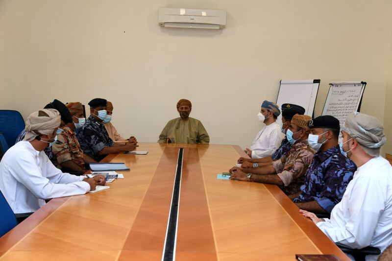 سمو السيد شهاب يزور المناطق المتضررة بشاهين