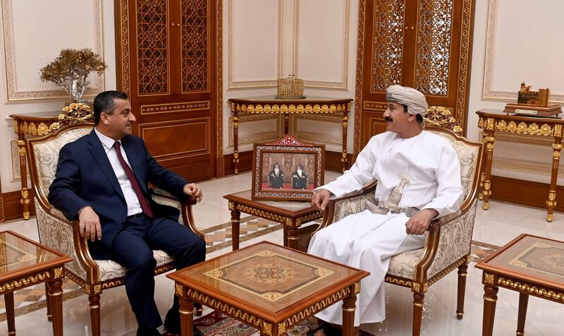 وزير المكتب السلطاني يستعرض العلاقات الثنائية مع سفيريّ العراق وسوريا