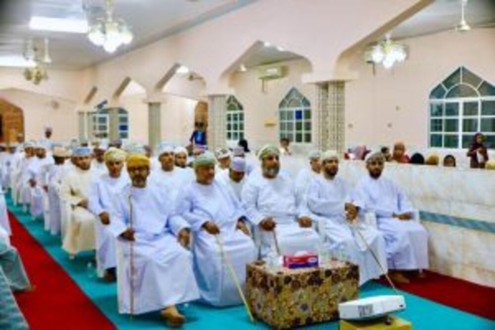 بالصور: ختام فعاليات “شهر القرآن” بإزكي