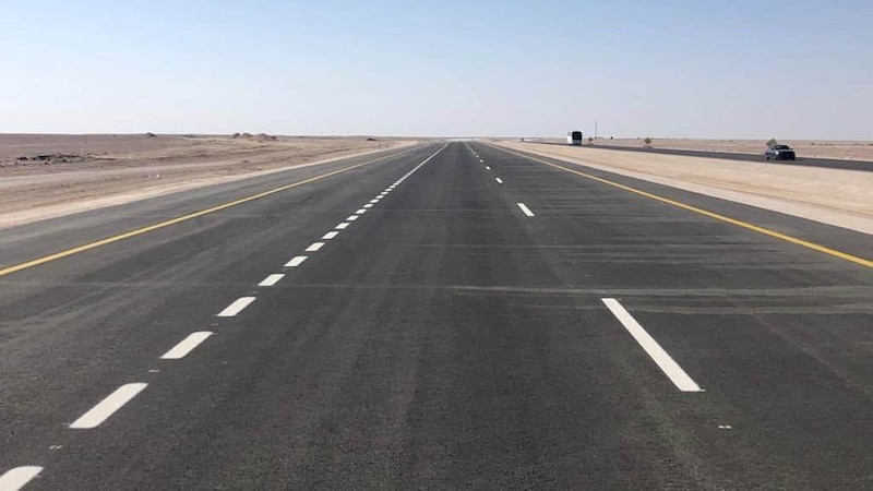 لشركات عمانية وسعودية فقط: 3 مناقصات جديدة لازدواجية أدم-ثمريت