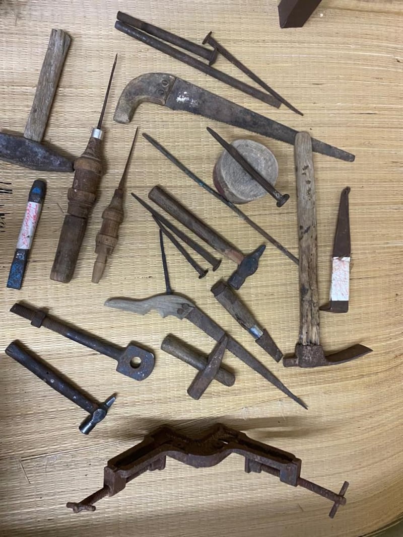 عمره أكثر من 80 عام، ويضم أكثر من ألف قطعة أثرية؛ ماذا تعرف عن “متحف الربان” في صور؟