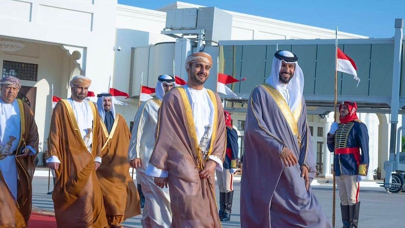 سمو السيد ذي يزن بن هيثم يغادر مملكة البحرين