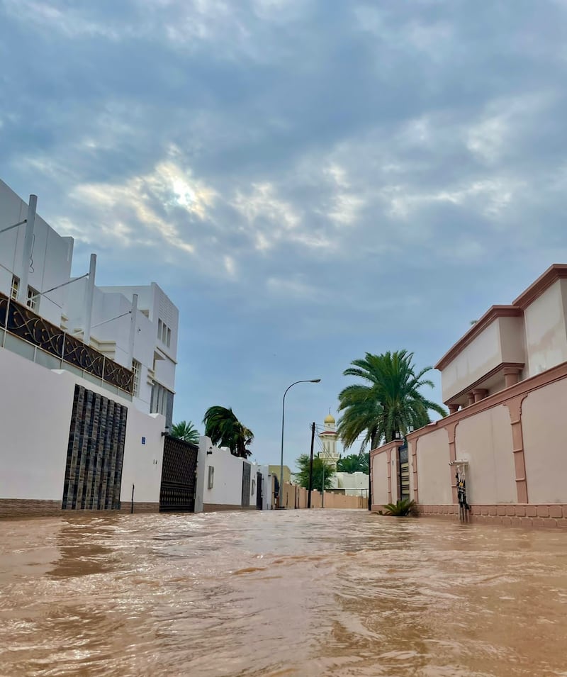 هل ترغب في توفير سكن مؤقت للمتضررين؟! تواصل على هذه الأرقام