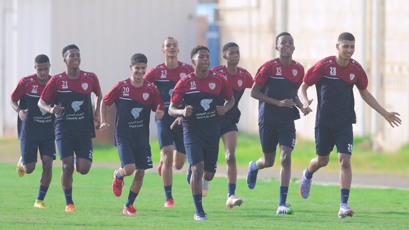 اليوم: مواجهة جديدة لأحمرنا الشاب؛ فما توقعاتكم؟