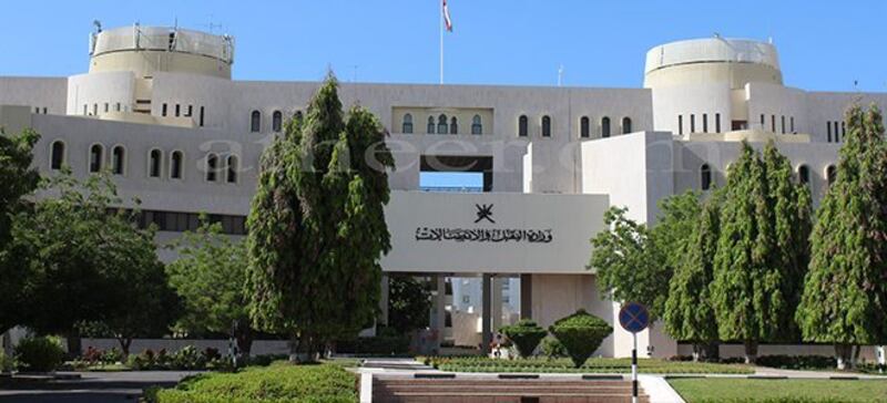 غدًا.. النقل والاتصالات تكشف عن خطتها لـ 2017م