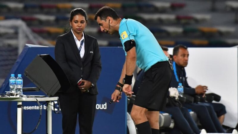 تعرف على المباريات التي ستشهد تقنية نظام ال VAR في كأس آسيا 2019