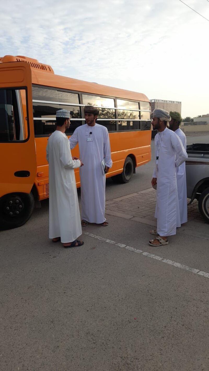 حملة تفتيشية تكشف مخالفات في حافلات للنقل المدرسي