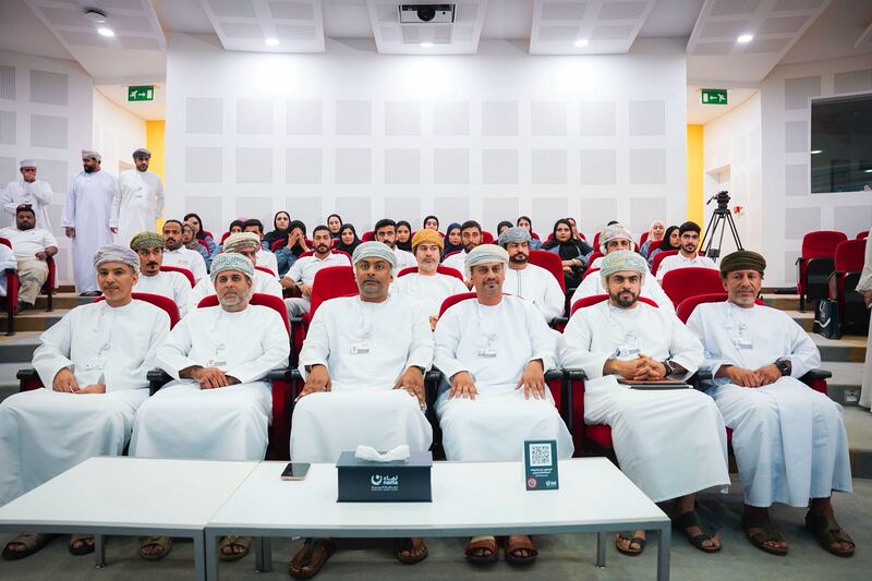 تمكينًا للشباب العماني: نماء لخدمات المياه توظف أكثر من 800 باحث عن عمل