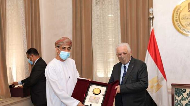 استعراض علاقات التعاون التعليمي بين السلطنة ومصر