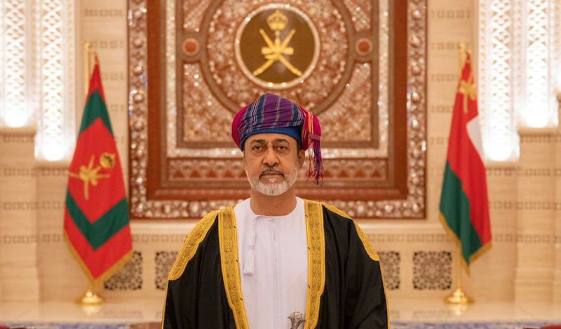 جلالة السلطان يتقبل أوراق 9 سفراء