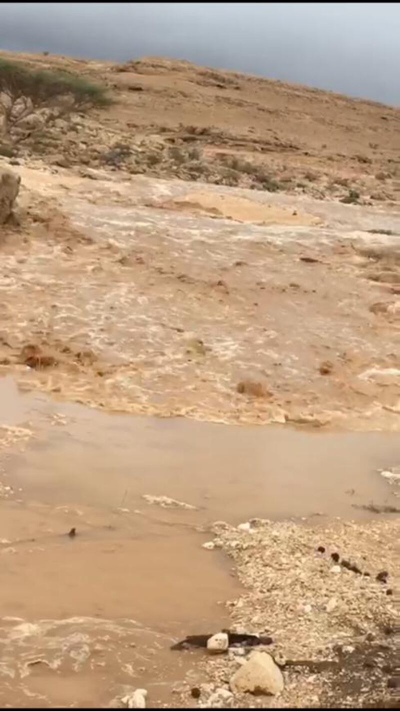 خطة طوارئ خاصة لـ “الصرف الصحي” في صلالة