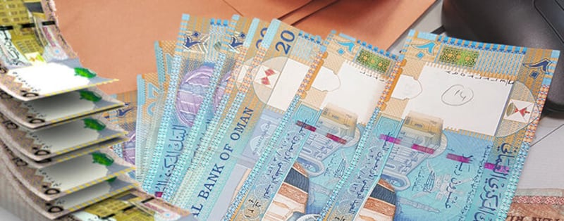 مات شخصٌ وعليه ديون؛ فكيف تُسدَّد؟