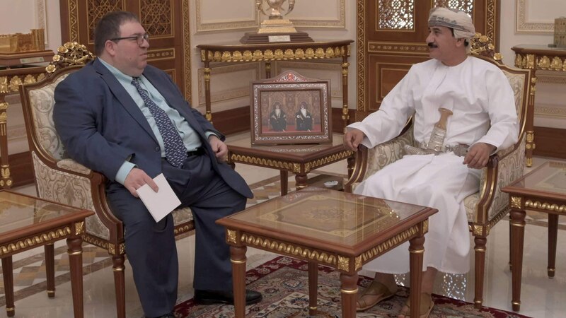 وزيرُ المكتب السُّلطاني يودّع سفيري الأردن و قبرص