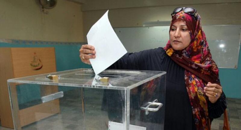 به إحصائيات: تقرير يكشف دور المرأة العمانية في مسيرة الشورى