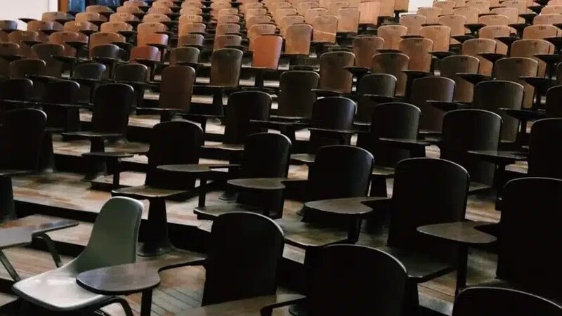 لمن لديه أسئلة عن برامج الابتعاث الداخلي والخارجي: مسؤول في التعليم العالي يكشف لكم معلومات مهمة عنها