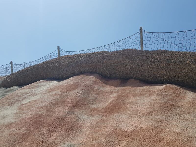 لمستخدمي شارع الجبل: إغلاق كلي لأحد مساراته