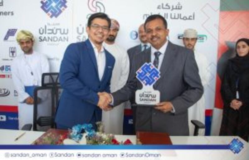 المستأجرون يتوافدون لسندان الصناعية: توقيع عقود مع مجموعة شركات