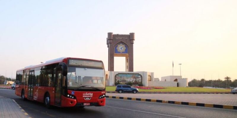 قرار باستئناف خدمات النقل العام بالسلطنة