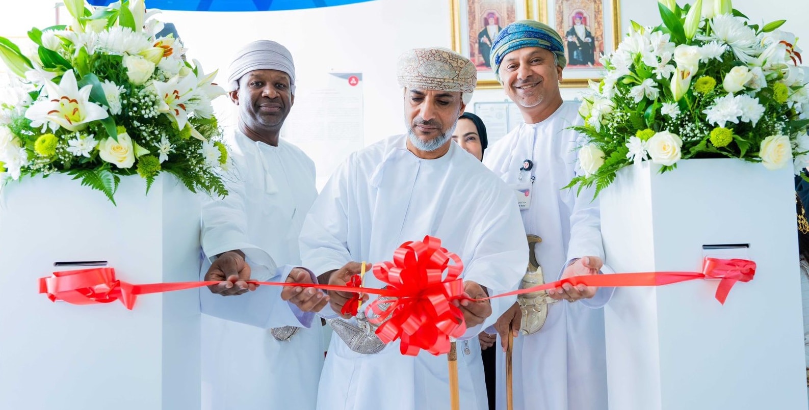 بنك مسقط يفتتح مركز أصالة لزبائن الأعمال المصرفية المميزة بفرع إزكي