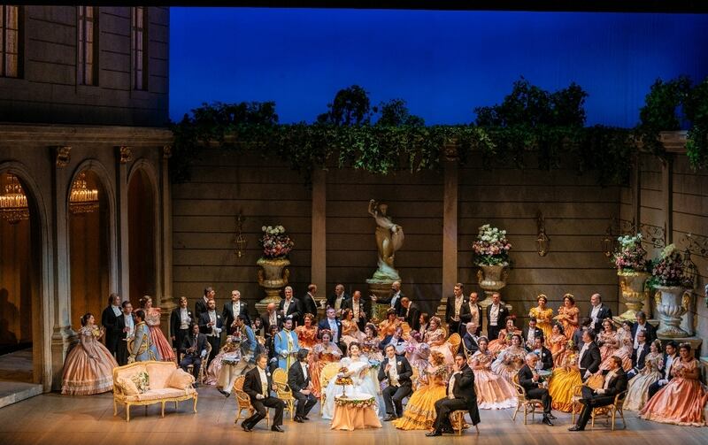 رائعة فردي أوبرا ” لا ترافياتا ” في افتتاحية الموسم الجديد لدار الأوبرا السلطانيّة