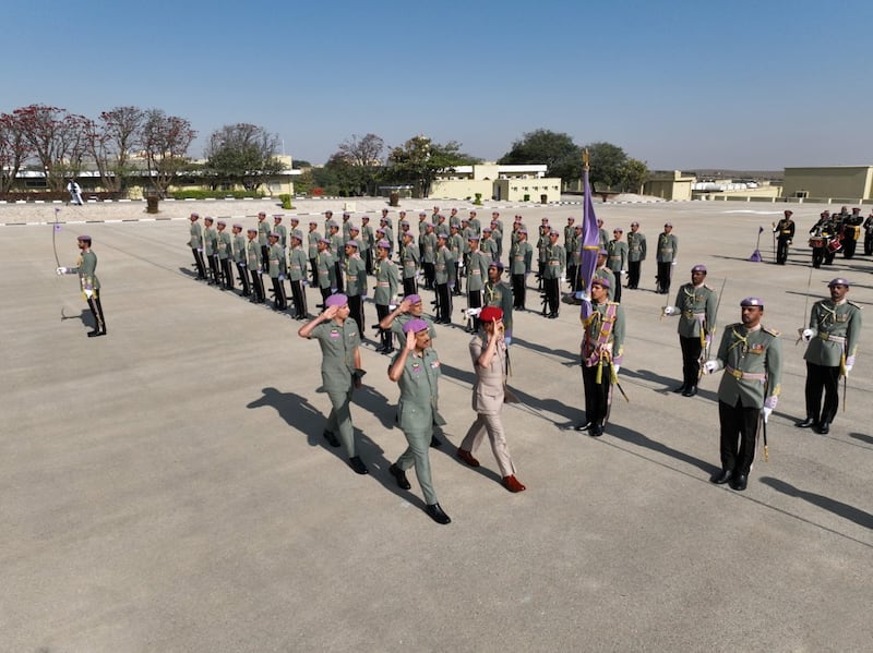 وزير المكتب السلطاني يرعى احتفالًا لقوة السلطان الخاصة