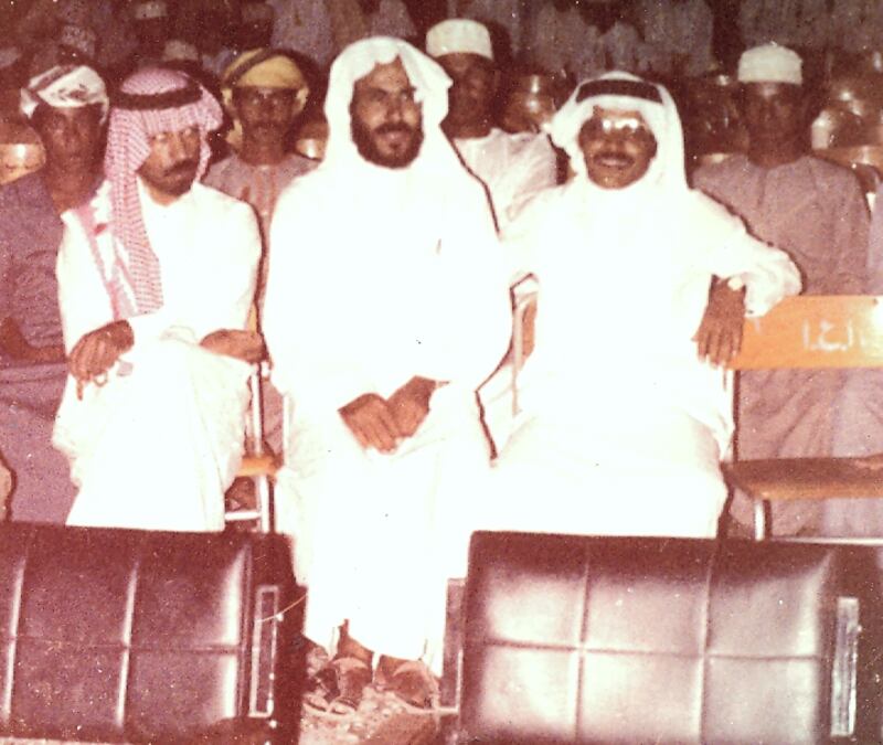 سعودي تعلّق قلبه بسلطنة عُمان فألّف فيها كتابًا؛ فما قصته؟