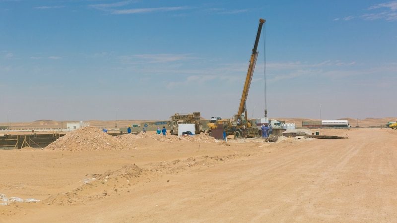 فرص عمل ومشاريع للشباب: المنطقة الحرة بالمزيونة تجذب الاستثمارات.. والعين على “النظام الإلكتروني”