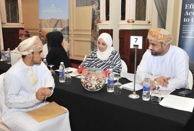 أكثر من 600 وظيفة في معرض الفرص الوظيفية الأول