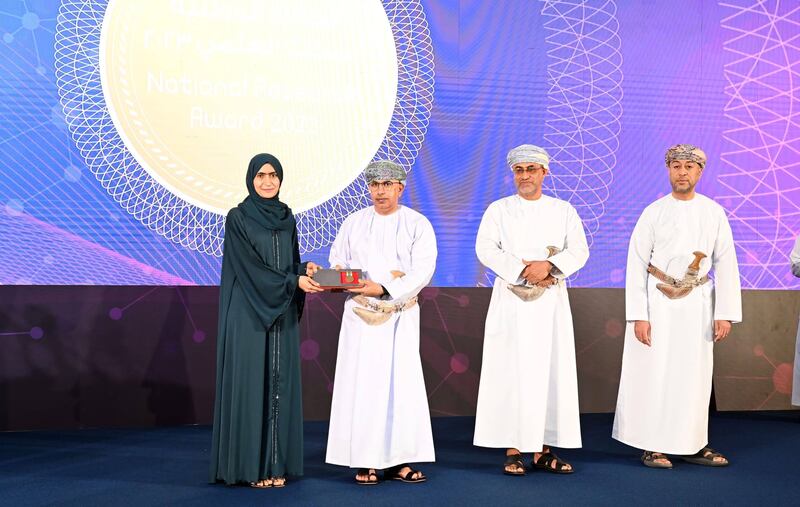 تعرف على الفائزين بالجائزة الوطنية للبحث العلمي