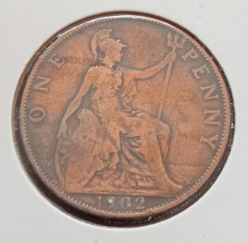 مقتنياته تُدهشك بندرتها: مواطن عُماني يحوّل منزلًا قديمًا إلى مُتحف ينتظر زيارتك