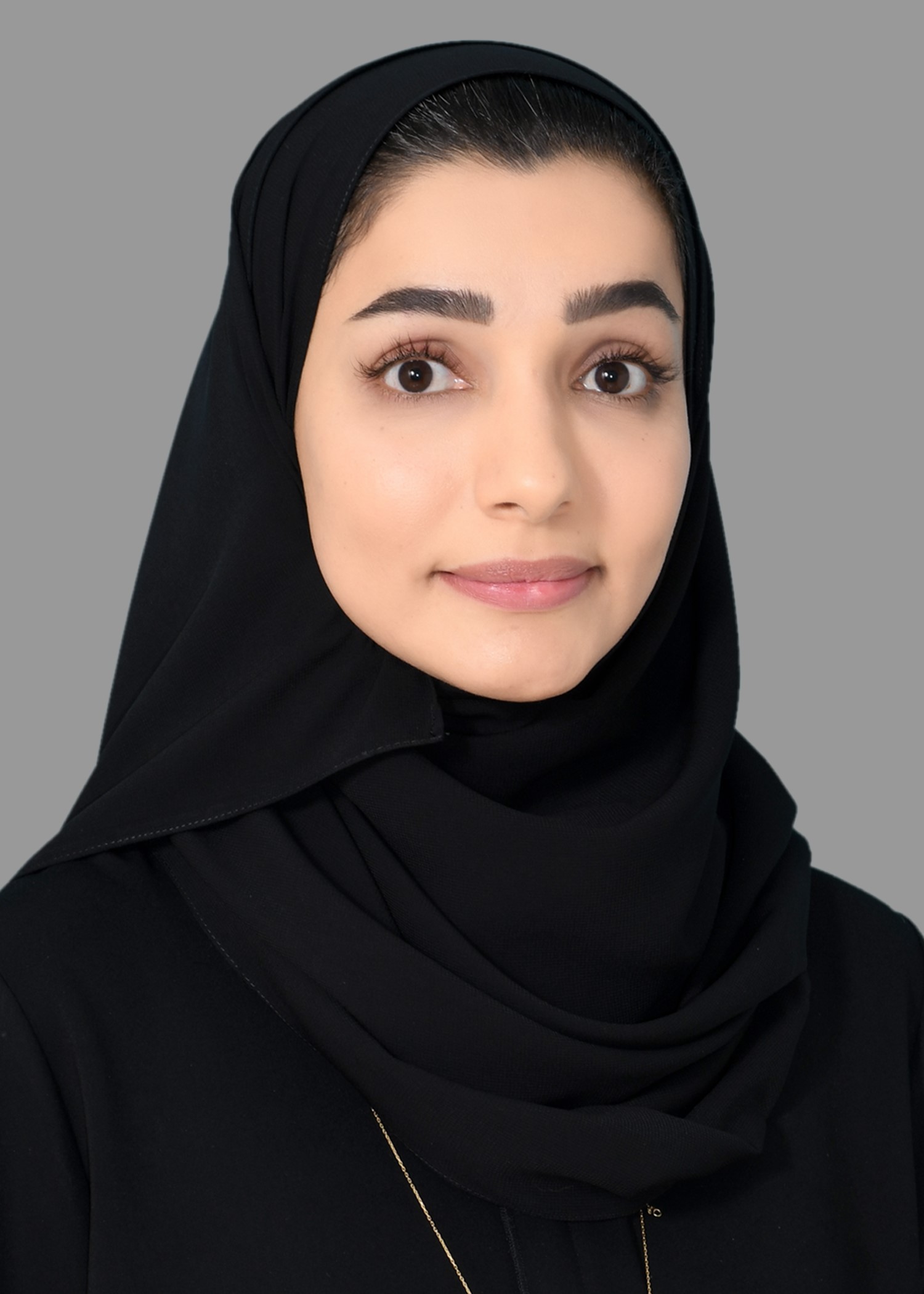 بنك مسقط..مسيرة رائدة في تمكين المرأة العمانية وتعزيز دورها في القطاع المصرفي وخدمة المجتمع