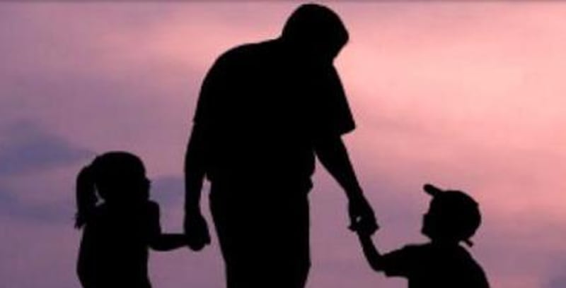 ابنك متمرد وعنيد! تعرّف على الأسباب وأساليب العلاج