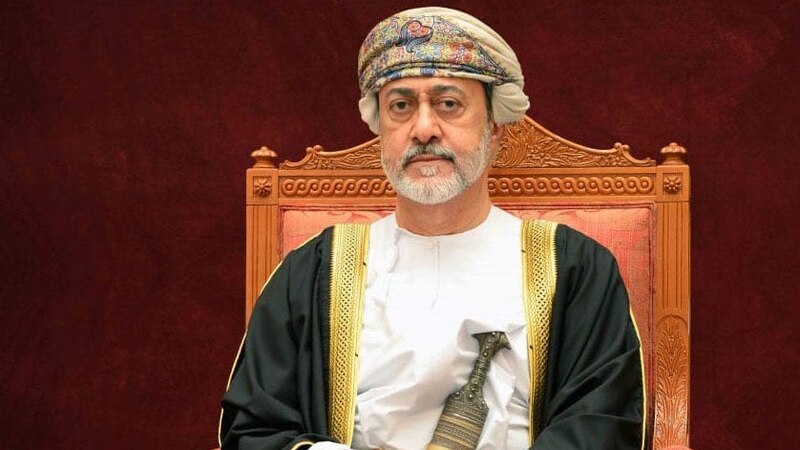 ميركل تدعو جلالة السلطان إلى زيارة ألمانيا
