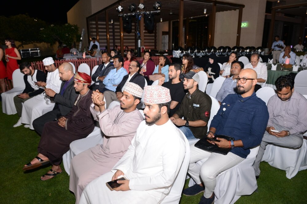 هواوي تطلق سلسلة الهواتف الجديدة المنتظرة P10 وP10 Plus التي تجمع بين التكنولوجيا والفن