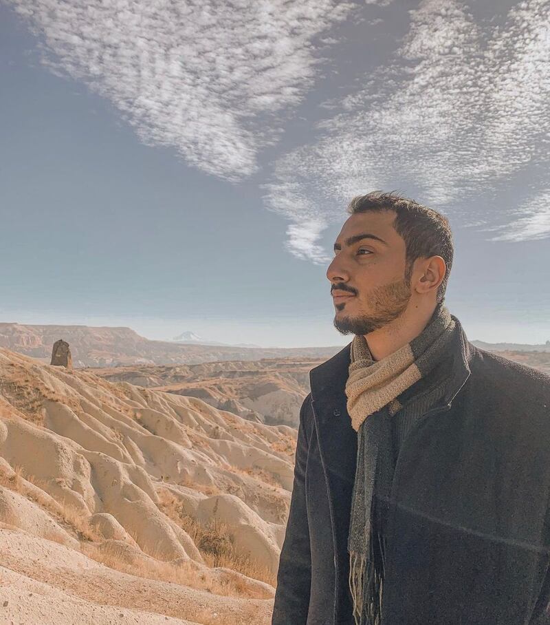 أوصى بنشر مقاطعه المرئية بعد وفاته: قصة شاب عُماني مع “السرطان”