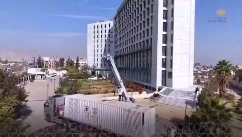 هدية عُمانية لسوريا الشقيقة