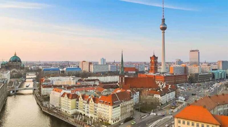 سُلطان عُمان في برلين غدا؛ فماذا تعرف عن هذه المدينة؟