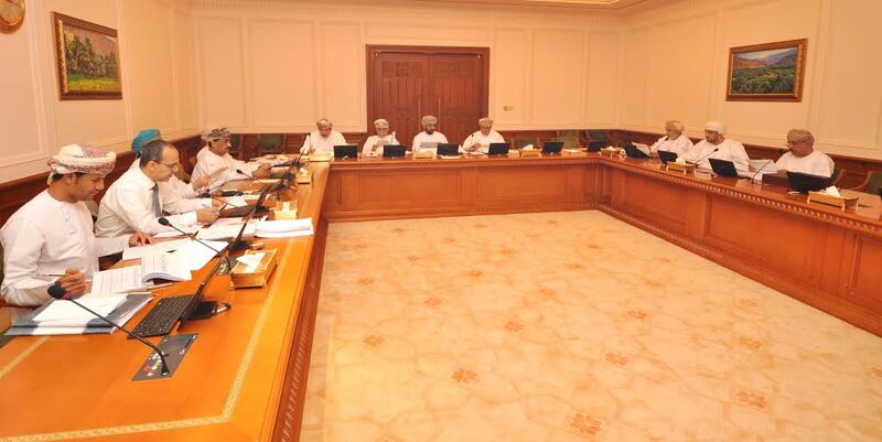 قانونية الدولة تواصل مناقشة مشروع قانون الجزاء العماني