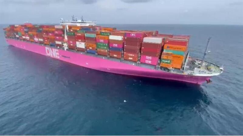 إجلاء طبي من سفينة تجارية